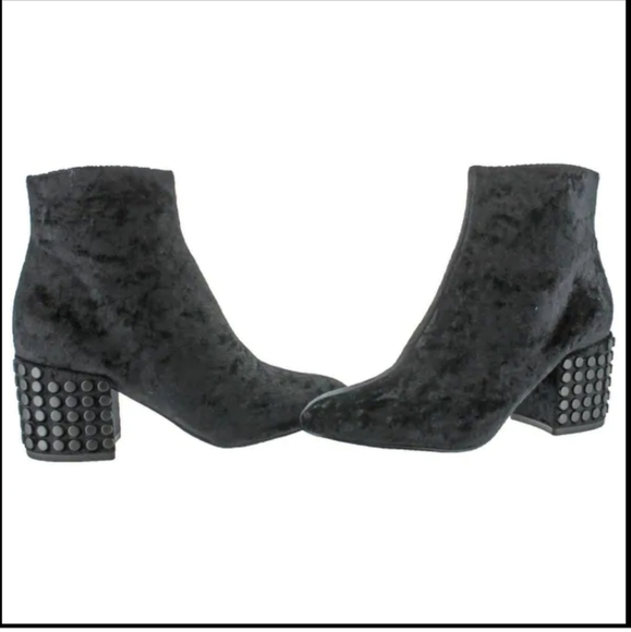 NIB Kendall + Kylie Velvet Ankle High Block Heels - Picture 1 of 5